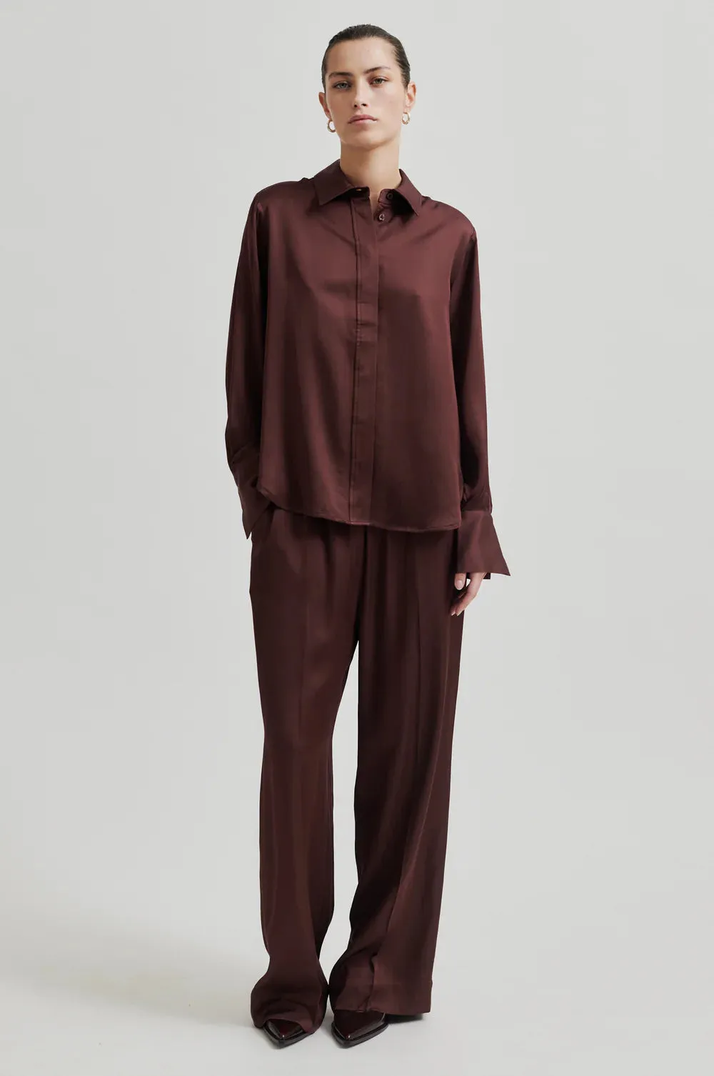 Livo Trousers in Bitter Chocolate