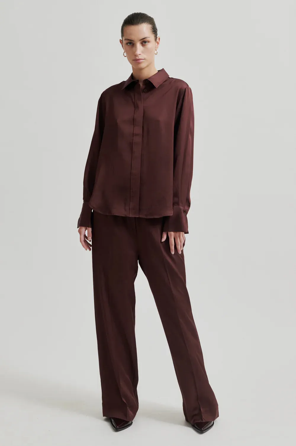 Livo Trousers in Bitter Chocolate