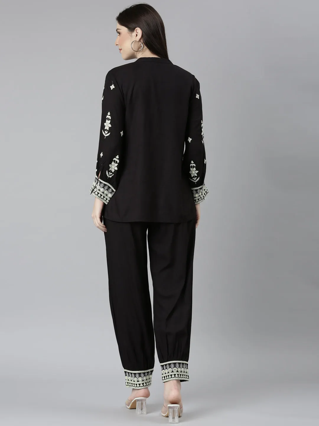 Neeru's Black Regular Straight Solid Top And Trousers