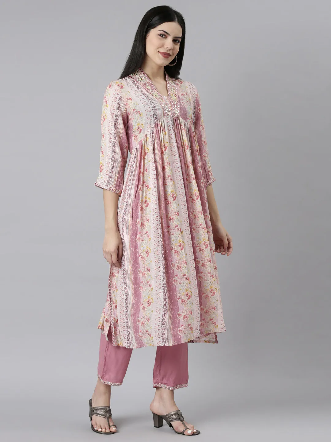 Neeru's Pink Regular Straight Floral Kurta And Trousers